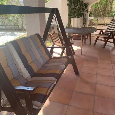 アパートホテル Village Dimopoulos Rodhodháfni