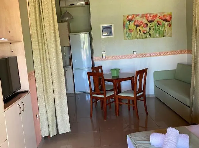 Ξενοδοχείο με διαμερίσματα Village Dimopoulos Ροδοδάφνη