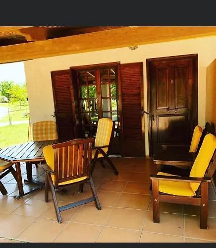 Village Dimopoulos Ροδοδάφνη